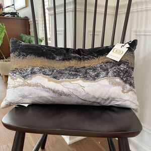 NWT Callisto Home Black Agate Marble Velvet Throw Pillow 24”x14” $248